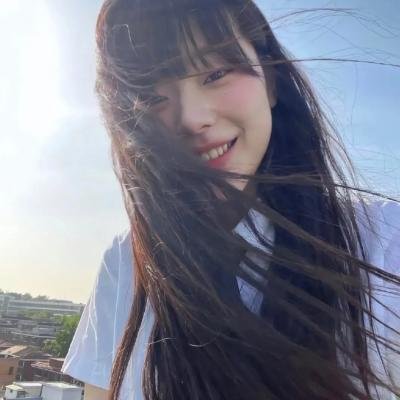 不再沉默的女孩